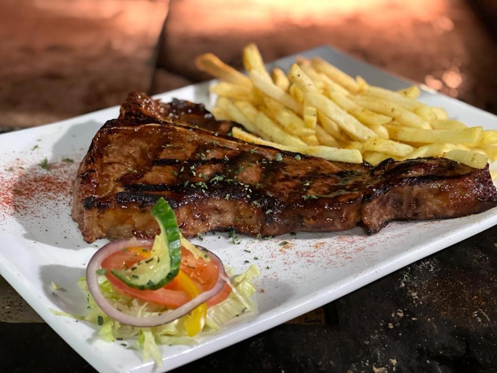 Waterside Lodge Cc Piet Retief Dış mekan fotoğraf