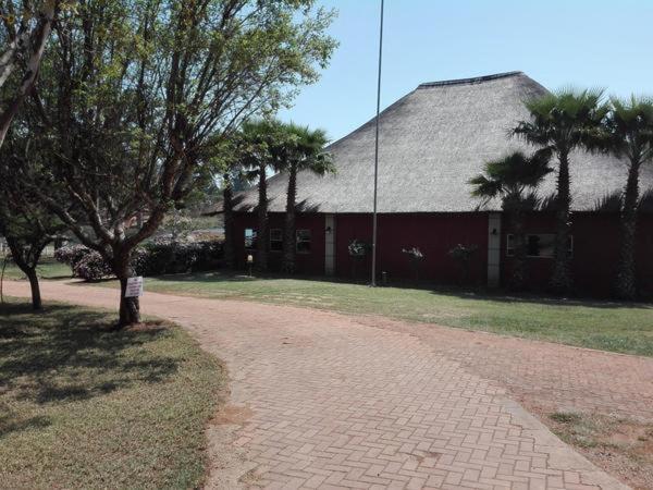Waterside Lodge Cc Piet Retief Dış mekan fotoğraf