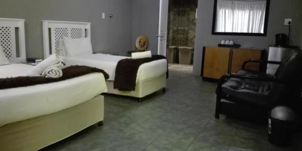 Waterside Lodge Cc Piet Retief Dış mekan fotoğraf